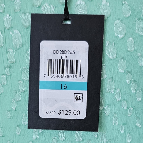 DKNY Women's Pleated Front Cinch Sleeve Flowy Dress Size 16 NWT - Picture 11 of 14